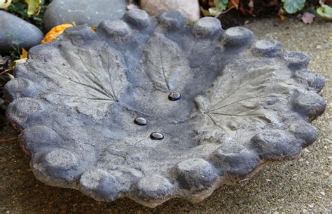 art studio: Some of my favorite concrete art pieces...