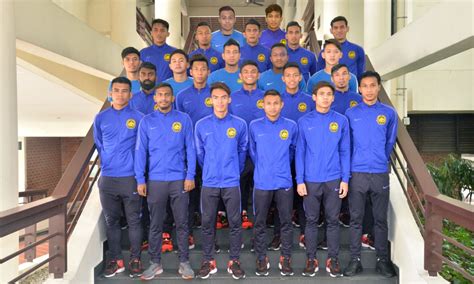 Jangan lupa simak terus artikel menarik lainnya di situs. SENARAI 22 PEMAIN KE LATIHAN PUSAT SKUAD B-23 KEBANGSAAN ...