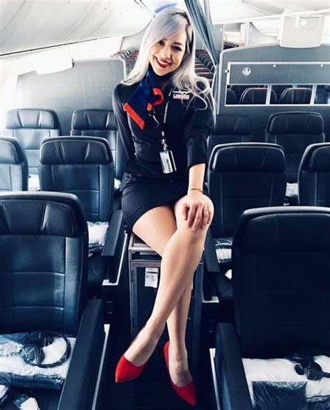 Flight Attendants In Compromising Positions Will Make You Wanna Fly 29 Pics