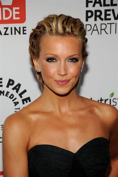 Katie Cassidy The Paleyfest And Tv Guide Magazines The Cw Fall Tv