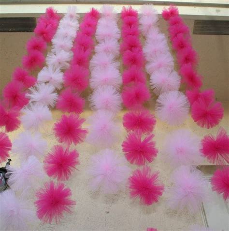 Pin By Chrissy Dozier On Hals Room Tulle Poms Tulle Backdrop Pom