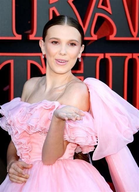 Pin By Randall Asato On Millie Bobby Brown In 2020 Millie Bobby Brown