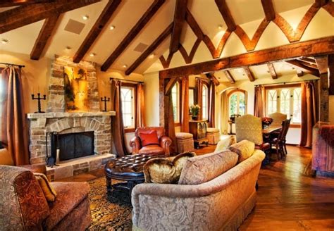 Tudor revival style architecture has always been a favorite of mine. Eye For Design: Decorating Tudor Style