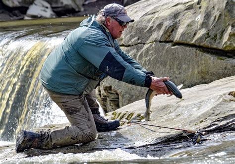 Fish Are Jumping At The Olmsted Falls Waterfalls Olmsted Dates And