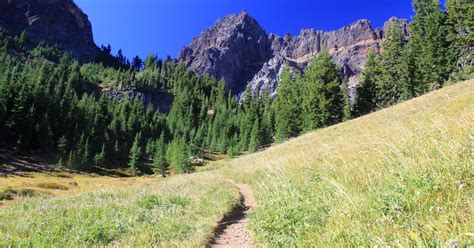 The 5 Best Hikes In Oregons Mount Jefferson Wilderness