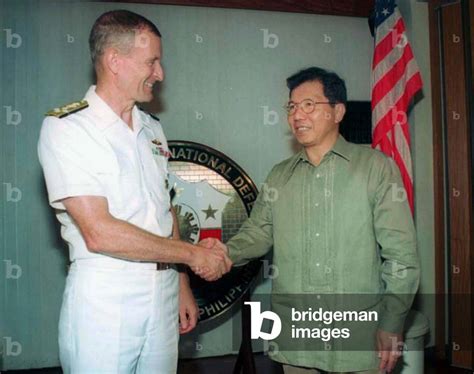 Image Of Philippine Defence Secretary Orly Mercado With Us Pacific Air