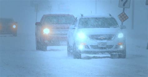 Storm Brings Heavy Snow Dangerous Ice Strong Wind To Midwest