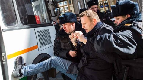 Russia Navalny Jailed For 15 Days Over Mass Protests Cnn