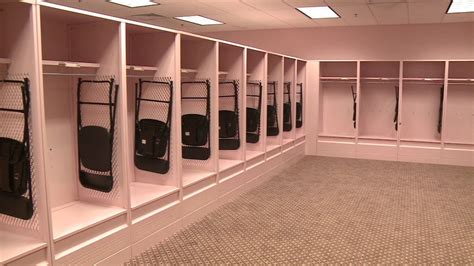 Univ Of Iowa Professor Calls For ‘protest Of Pink Locker Room