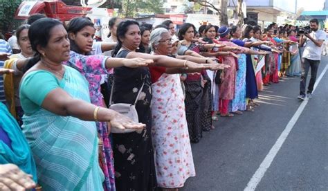 Indian Women Form 620 Km Human Chain To Support Equality In Accessing