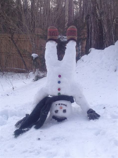 yoga snowman