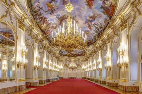 Herzlich willkommen auf der offiziellen seite des schloss. Schloss Schönbrunn