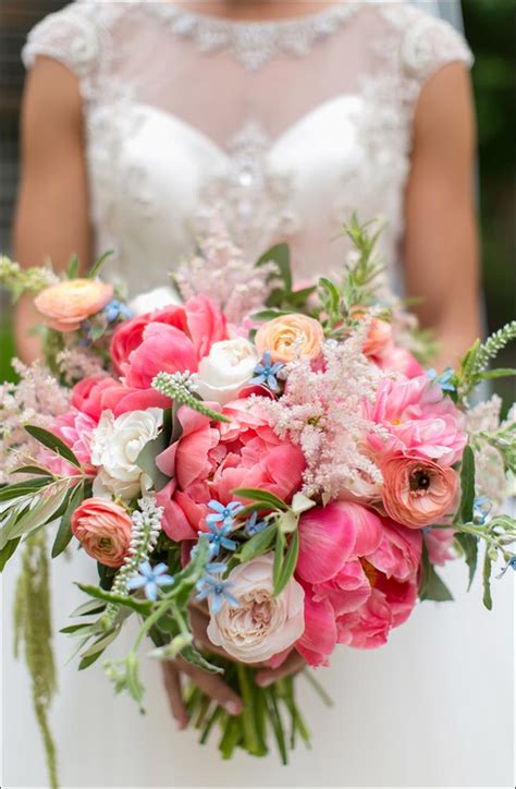 5 wildflowers for wedding bouquets. Wildflower Wedding Bouquet: 15 Ideas For The Bride-To-Be