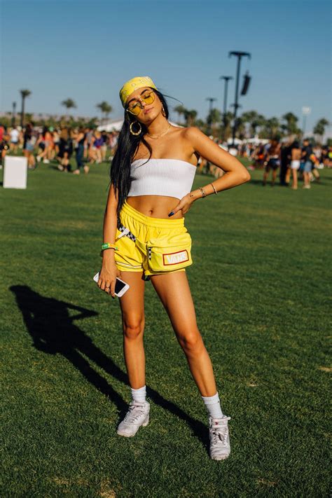 The Best Looks At Coachella This Year Are So Different Festival Outfits Rave Festival Outfit