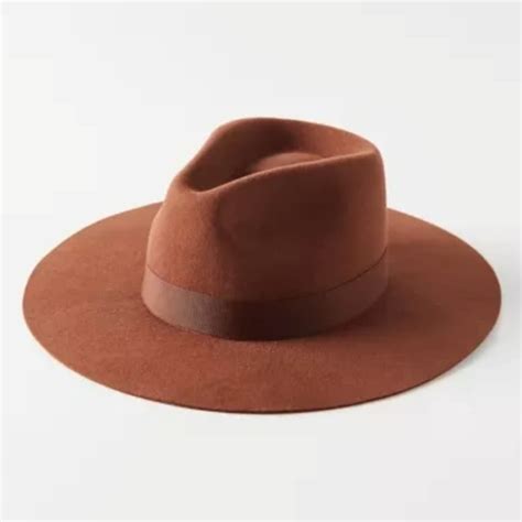 Urban Outfitters Accessories Uo Flat Brim Wool Felt Fedora Hat In