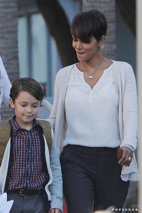 Halle Berry Filming Extant In La Popsugar Celebrity