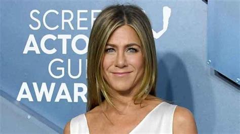 18 Million People React As Jennifer Aniston Shares Friends Clip With