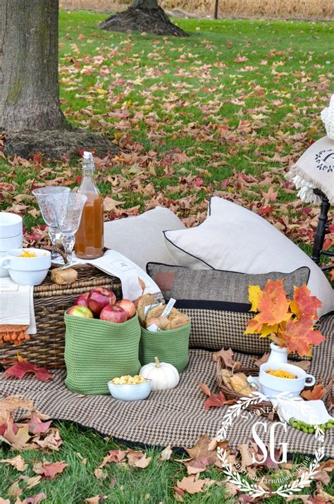 Autumn Picnic In The Leaves And A Giveaway