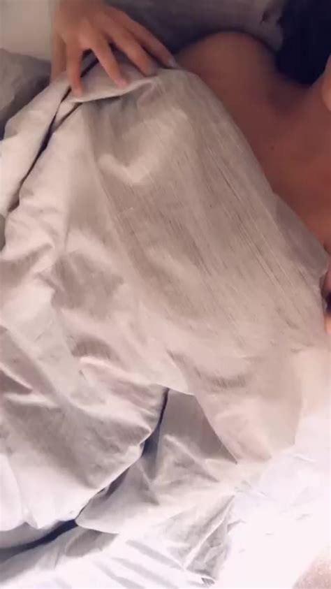 Imagine Waking Up With These Boobs Scrolller