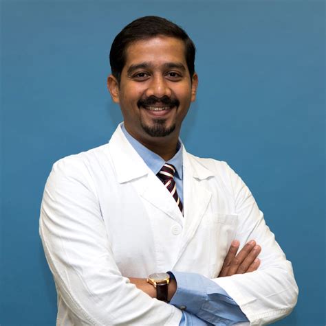 Dr Ashwin Deshmukh Best Orthopaedic Surgeon In Dhanori Dr Palak Deshmukh Best