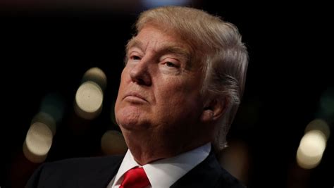 Donald john trump (born june 14, 1946) is an american media personality and businessman who served as the 45th president of the united states from 2017 to 2021. "Forbes"-Reichenliste: Trumps Vermögen schrumpft drastisch ...