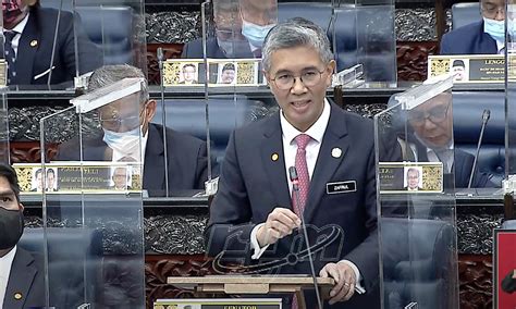 Pertanyaan seputar penyakit yang tidak ditanggung sekadar diketahui, vaksin tersebut akan diberikan kepada tenaga kesehatan sebagai prioritas. Pencarum berdepan pengurangan pendapatan boleh buat ...