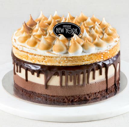 4k00:07roti with chocolate sauce on plate. Hazelnut & Chocolate Marshmallow Mousse Cake - Patisserie ...