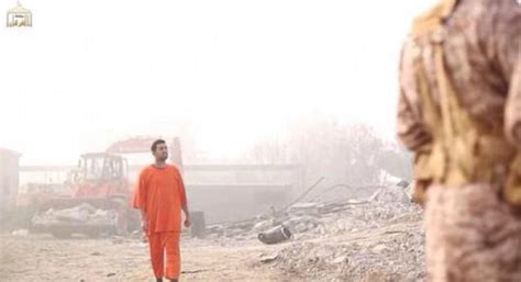 Warning Extremely Graphic Photos Jordanian Pilot Is Horrifically Burned To Death In Isis