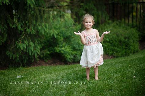 Pullback Of Photos In A Grassy Backyard By Shey Detterline Click