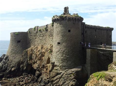 Locate ile d'yeu hotels on a map based on popularity, price, or availability, and see tripadvisor reviews, photos, and deals. Ile d'Yeu - 2020 Alles wat u moet weten VOORDAT je gaat ...