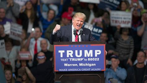 Live Stream President Trump Holds Rally In Michigans Macomb