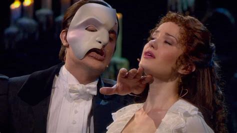 Watch The Phantom Of The Opera 25th Anniversary Special Online Stage Chat