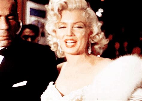 Marilyn Monroe Gif Gif Abyss