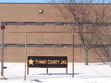Summit County Jail Inmate Found Dead In Suspected Suicide