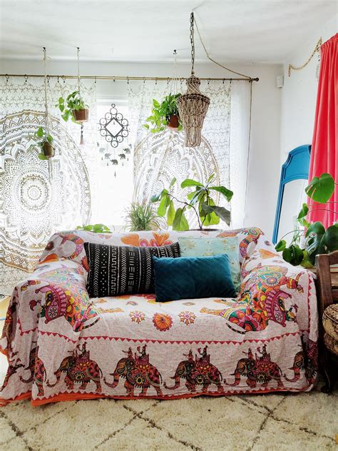 How To Add Color Without Paint Boho Chic Interior Boho Chic