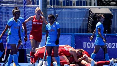 Womens Hockey India Go Down Fighting Against Great Britain Lose 3 4