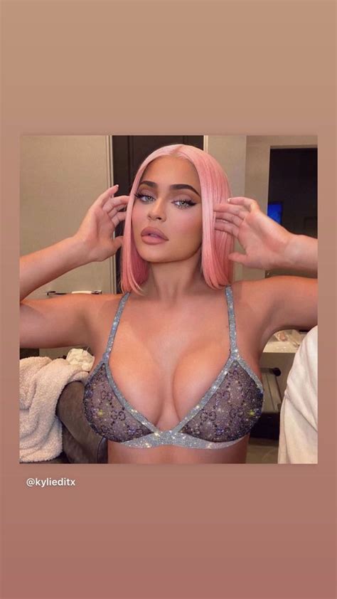 bra clad kylie jenner gets dramatic makeover from fans with green eyes and pink hair mirror online