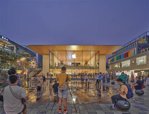 Apple Store Sanlitun Foster Partners Archdaily