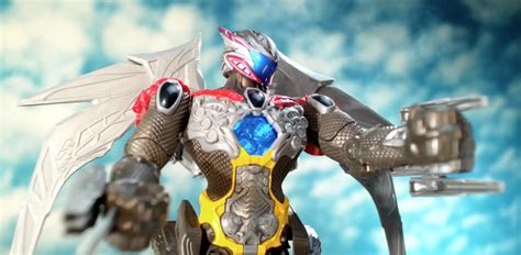 Power rangers legacy thunder megazord action figure. Power Rangers Movie - Megazord Toy