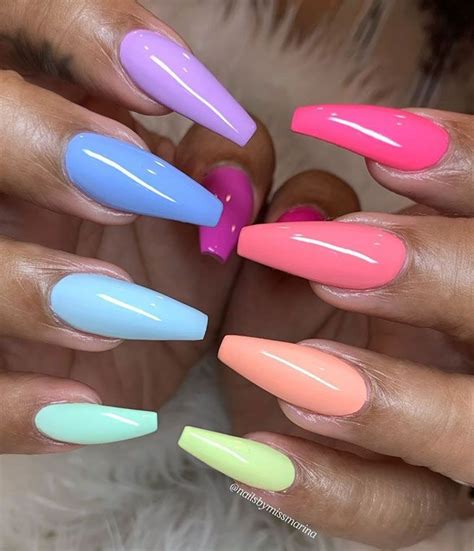 40 Fabulous Nail Designs That Are Totally In Season Right Now Rainbow