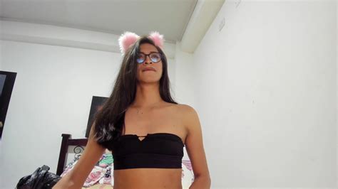 PinkKissy72 Naked Stripping On Cam For Live Sex Video Chat Free Trans