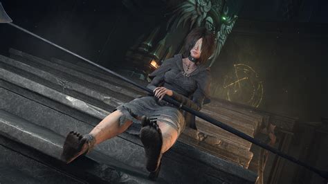 The Maiden In Black S Feet Are Filthy In Demon S Souls Remake