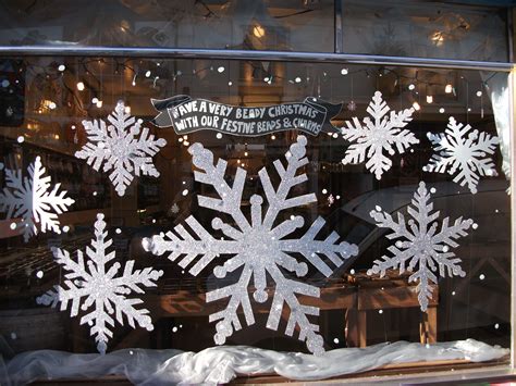 Our Handmade Snowflakes Were So Beautiful That Someone Tried To Buy