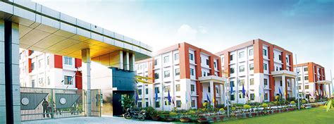 Nilai university is a private university in malaysia. Motherhood University Fee Structure 2021-22 | UK | UG & PG ...