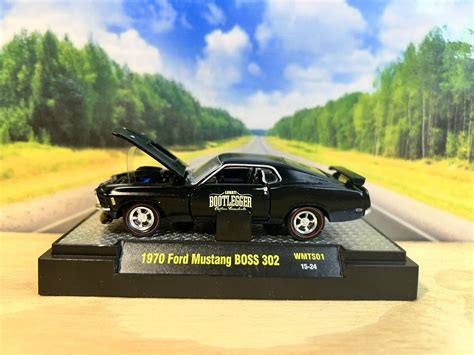 M2 MACHINES 1970 Ford Mustang BOSS 302 WMTS01 15-24 BOOTLEGGER 1/64