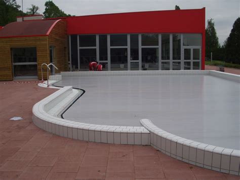 Commercial Automatic Energy Saving Pool Covers By