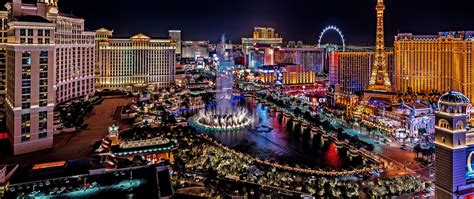 The 6 Best Themed Hotels In Las Vegas
