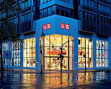 jɯɲikɯɾo) is a japanese casual wear designer, manufacturer and retailer. UNIQLO Tauentzien - Flagship Store - Ihr Store vor Ort ...