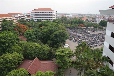 10 Universitas Swasta Terbaik Di Indonesia Ada Kampusmu