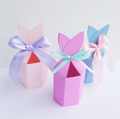 This post contains affiliate links which help support one simple party. FREE Bunny Ears gift box Printable for Easter | Now thats ...